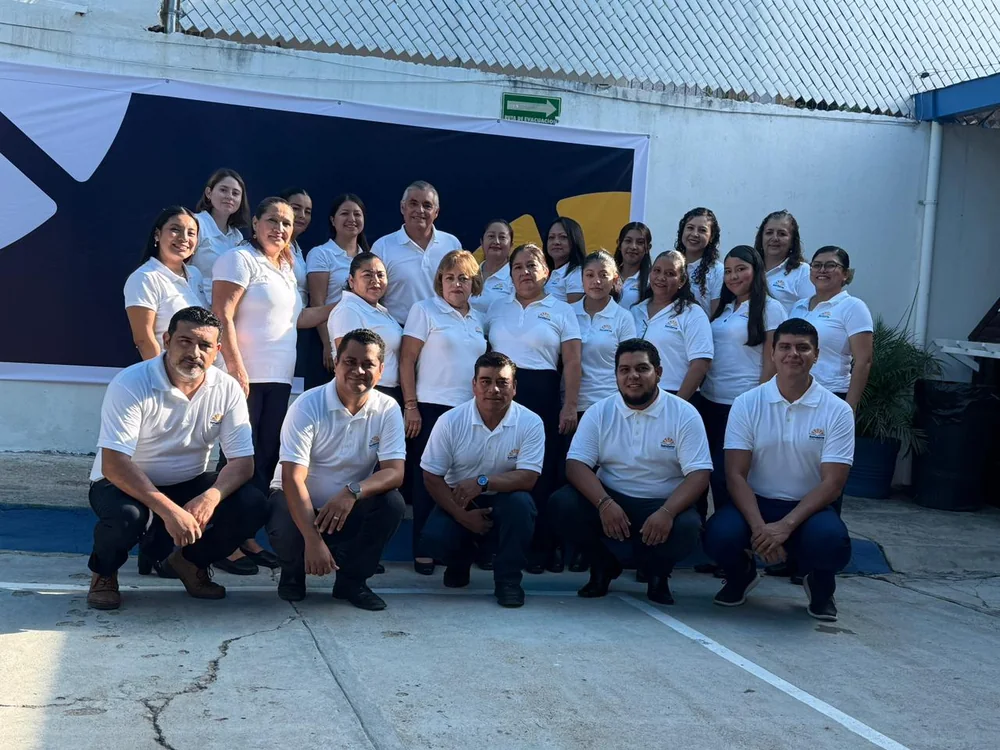Equipo docente y de apoyo de Centro Educativo Senderos